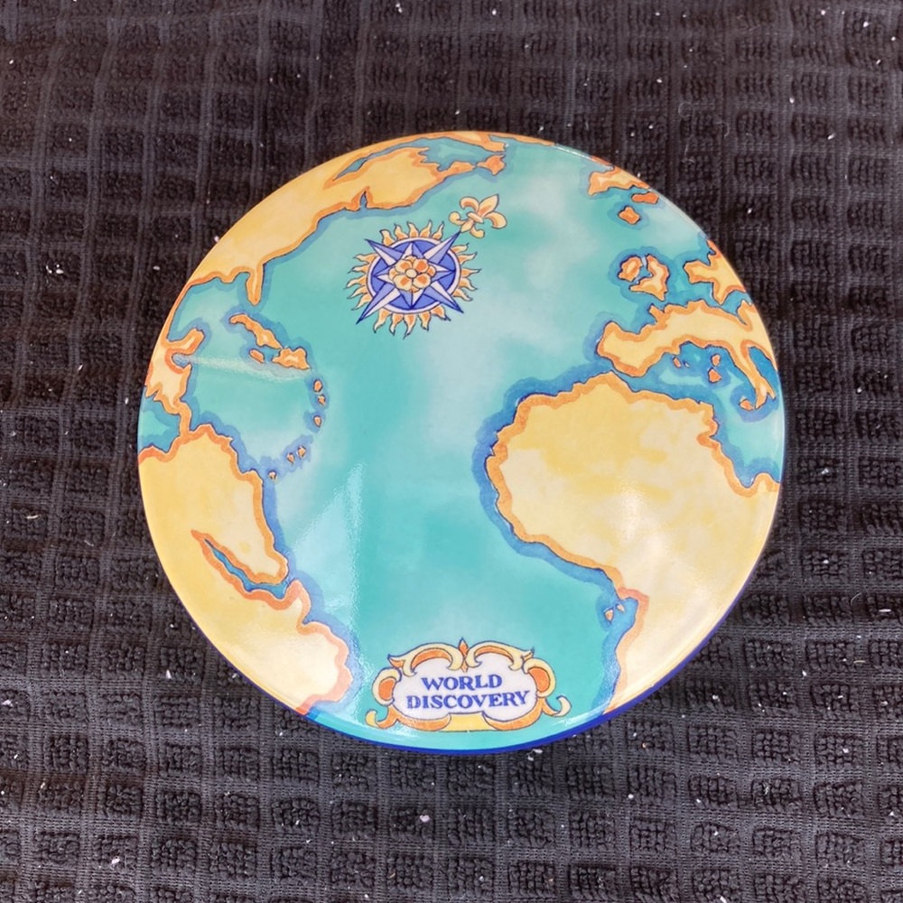 French Tiffany&Company  Porcelain Trinket Dish with Globe on cover